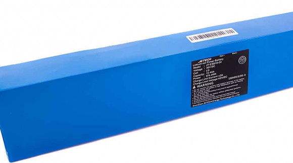 How to charge an electric scooter?